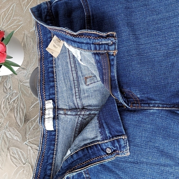 Levi Strauss &Co shorts.Size 12. - Picture 11 of 13